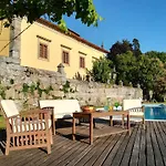 Bed & Breakfast Paco De S.cipriano Guimarães