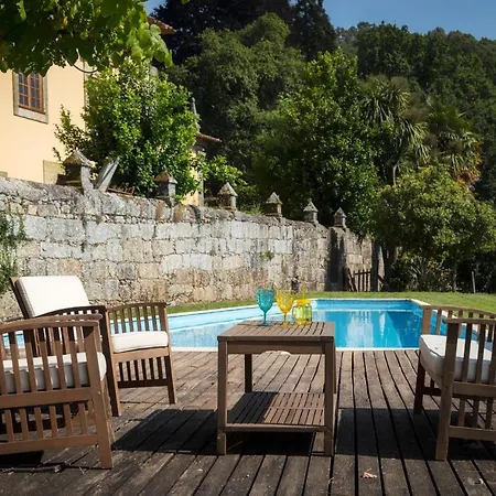 Bed & Breakfast Paco De S.cipriano Guimarães